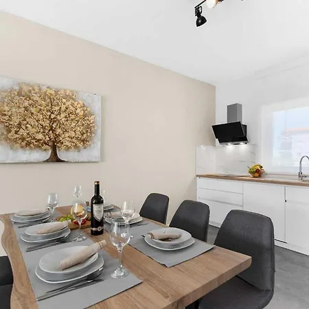 Atena Holiday home Porec